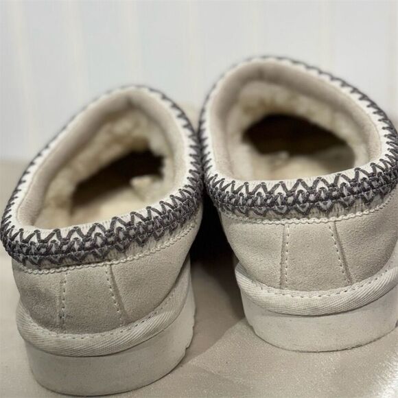 UGG Tasman Slippers Goose Light Grey Men’s US 7 / Women’s 8 Suede Sheepskin - Picture 6 of 9